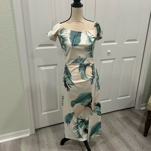 Palm leaf dress. Size Medium